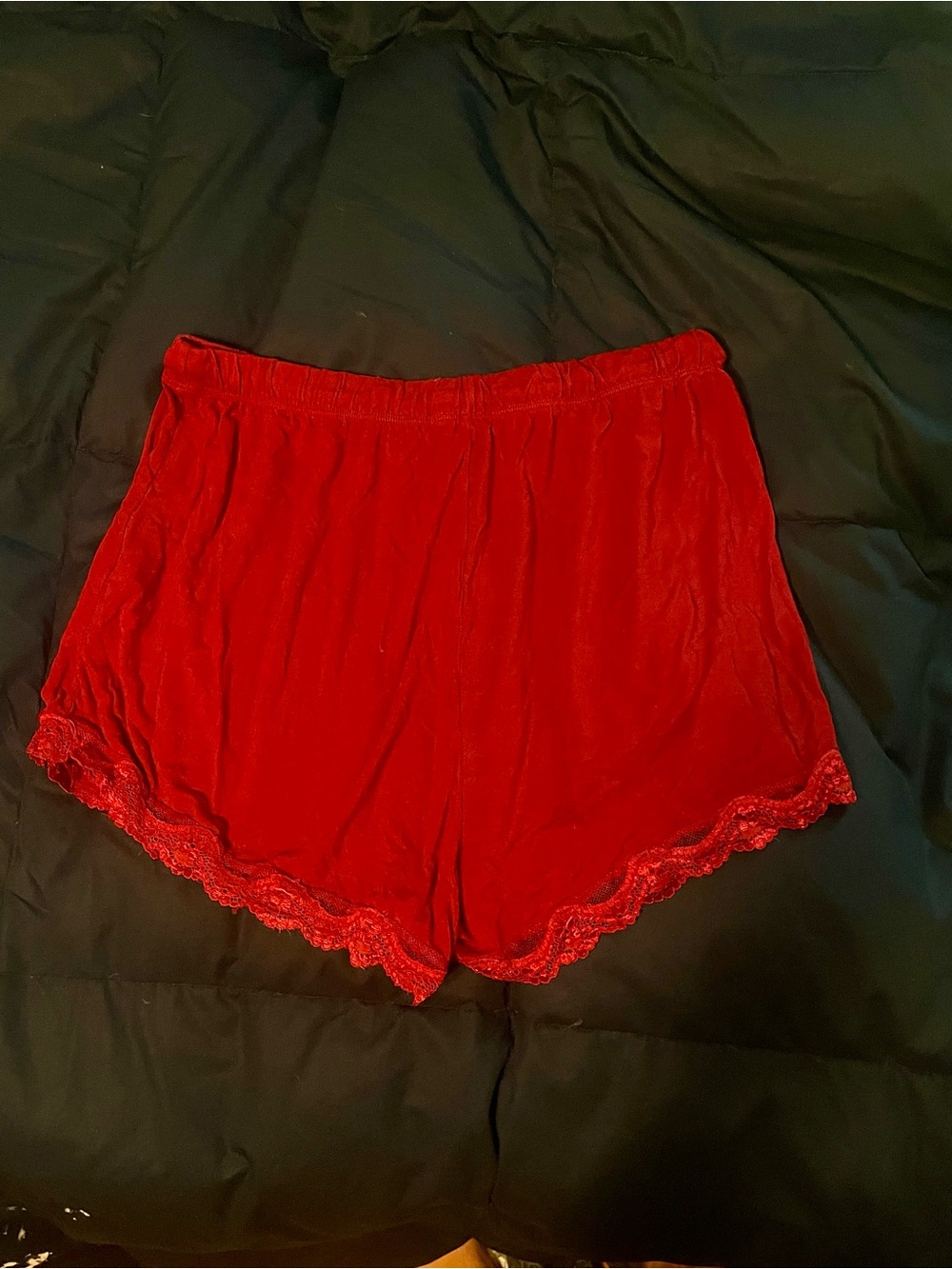 Lace-Trim Sleep Shorts - Red & Black - Picture 3 of 7